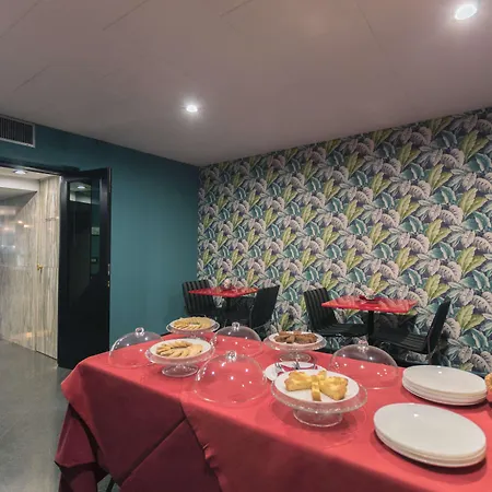 Hotel Executive Business