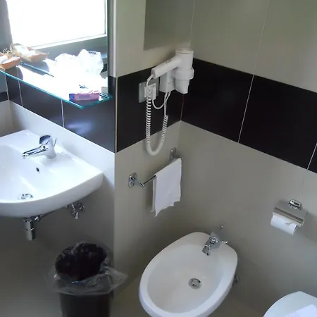 Executive Business Hotel 3*