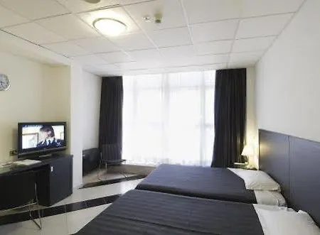 Hotel Executive Business