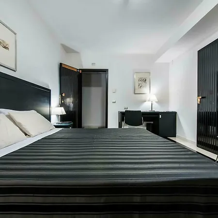 Executive Business バーリ