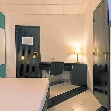 Executive Business Hotel