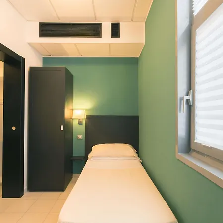 Hotel Executive Business