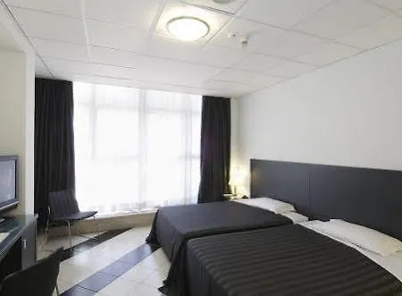 Отель Executive Business