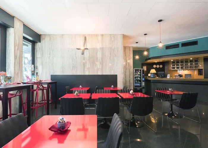 מלון Executive Business 3*