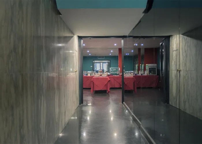 Executive Business 3*